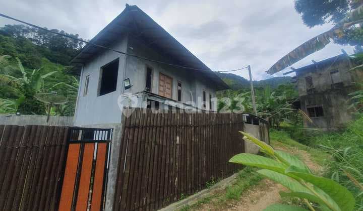 For Sale Villa House In Cisarua Puncak Bogor