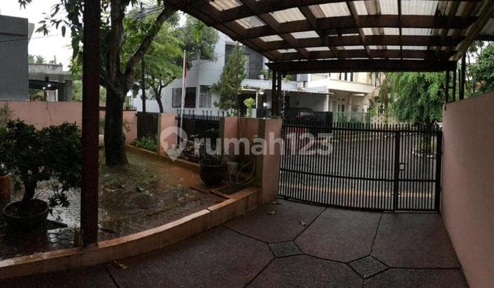 Dijual Rumah Hoek Di Bintaro Jakarta Selatan