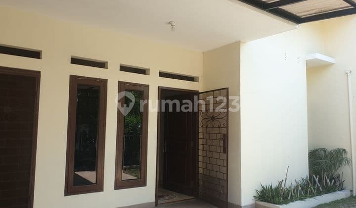 Dijual Rumah Cantik Siap Huni di Bintaro sektor 2 Tangsel