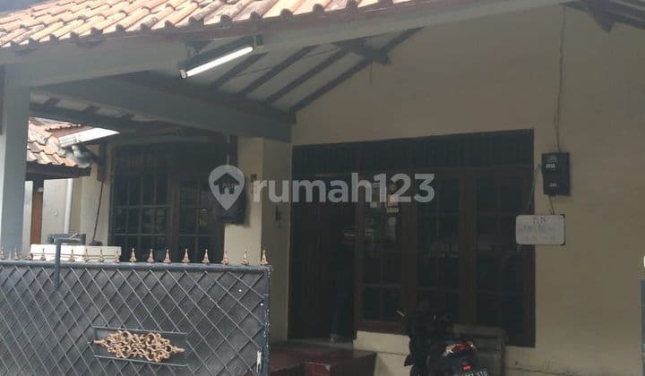 Dijual Rumah Cocok untuk Kos Kosan Pjmi Bintaro