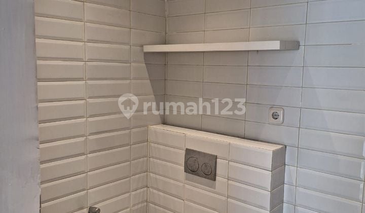 Dijual Rumah Cantik Siap Huni Emerald Bintaro