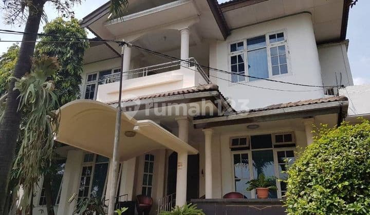 Rumah Halaman Luas Nyaman bisa untuk Kantor Simarupang Jakarta Selatan