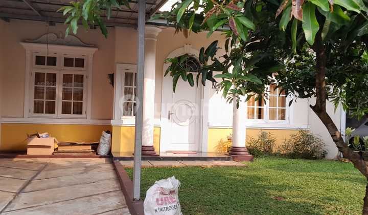 Rumah Bagus Siap Huni di Taman Chrysant Bsd -Nrl