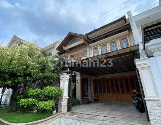 Dijual Rumah Cantik Semi Furnished di Galaxy Bumi Permai (Araya 1)