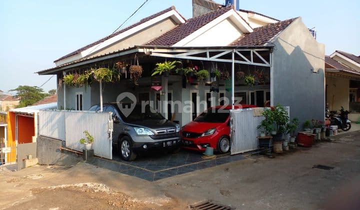 Rumah siap huni posisi hoek dalam komplek free biaya2