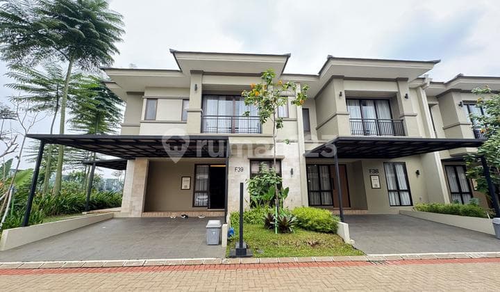 Livable House Near Desari Toll Road and Scenic Environment