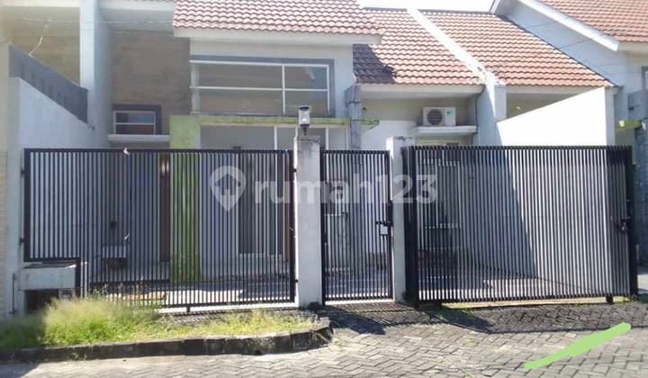 Rumah Bagus SHM di Taman Wisata Regency, Gresik
