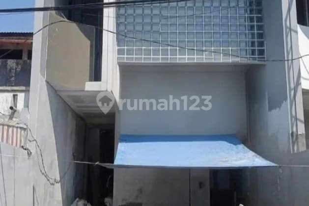 Rumah SHM Baru Gress Minimalis Sutorejo, Surabaya