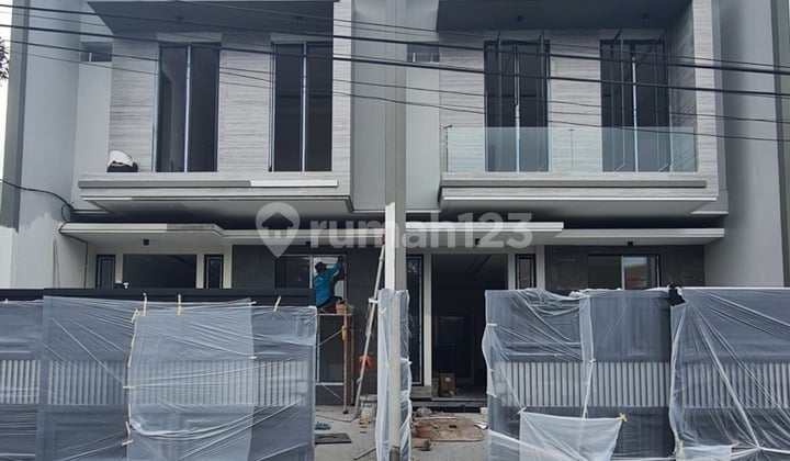 Rumah 2 Lantai Baru Gress Dharmahusada Indah Rumah 2 Lantai Baru Gress Dharmahusada Indah