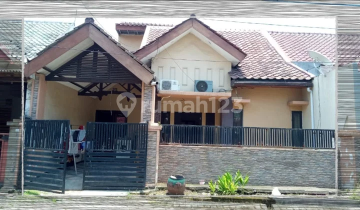 Rumah Bagus SHM di Pondok Mutiara Sidoarjo, Sidoarjo Rumah Bagus SHM di Pondok Mutiara Sidoarjo, Sidoarjo