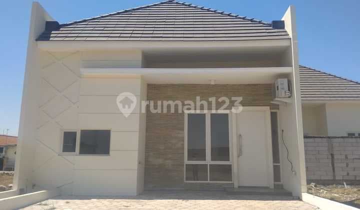 Rumah Bagus SHM di Royal Indah Regency Sidoarjo, Sidoarjo