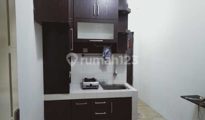 Apartemen Teluk Intan Lantai 5 di Penjaringan, Jakarta Utara.