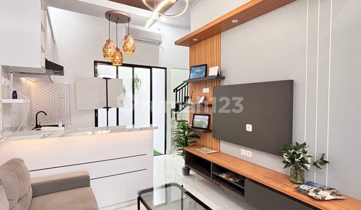 Rumah 2 Lantai Lokasi Strategis Bebas Biaya Surat-Surat Kt Depok