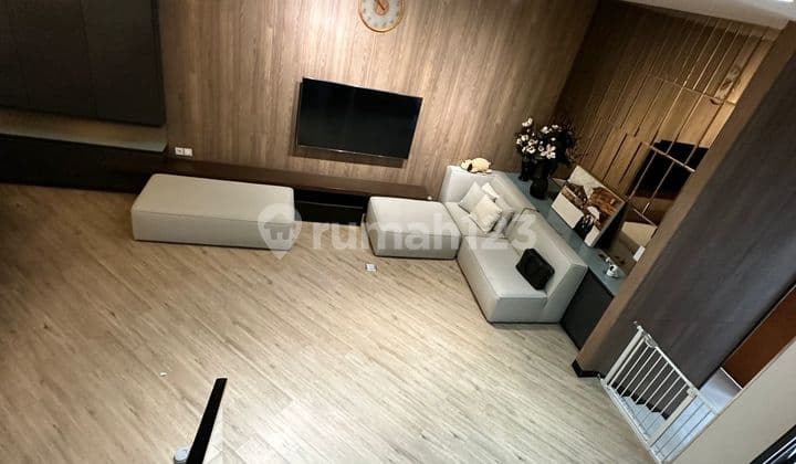 Dijual Rumah 3 Lt Full Renov Manyar Indah Pik