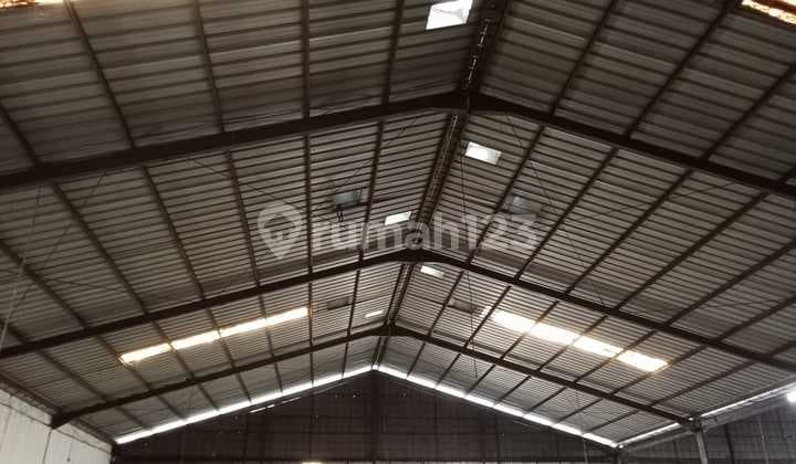 Disewakan Gudang + Kantor Luas 1600M2 Akses Container40" Kavling Dpr Cipondoh