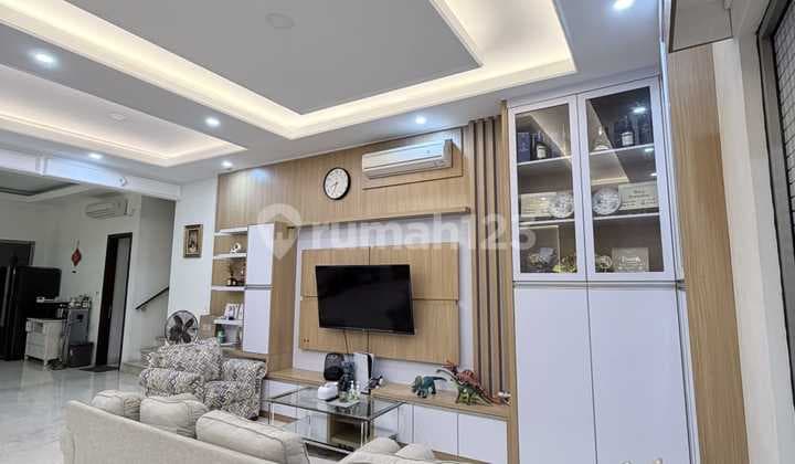 Cheap Sale 3-Story Split Level House at Concerto Beach Golf Island, Jakarta
