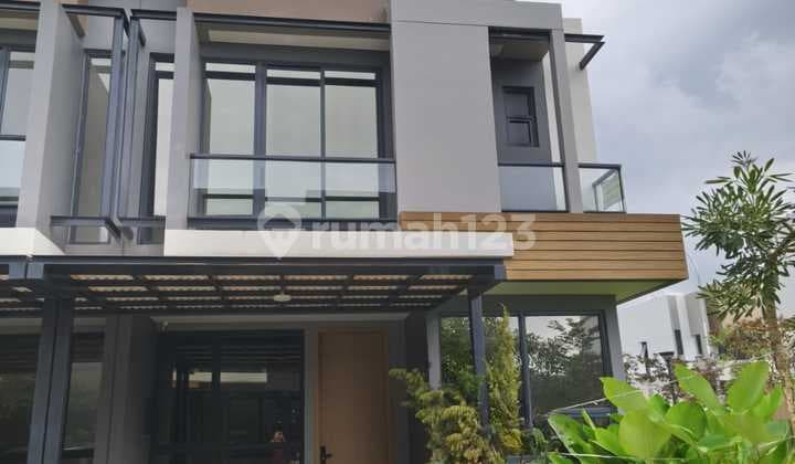 Dijual Rumah Hoek 3 KT Terravia BSD