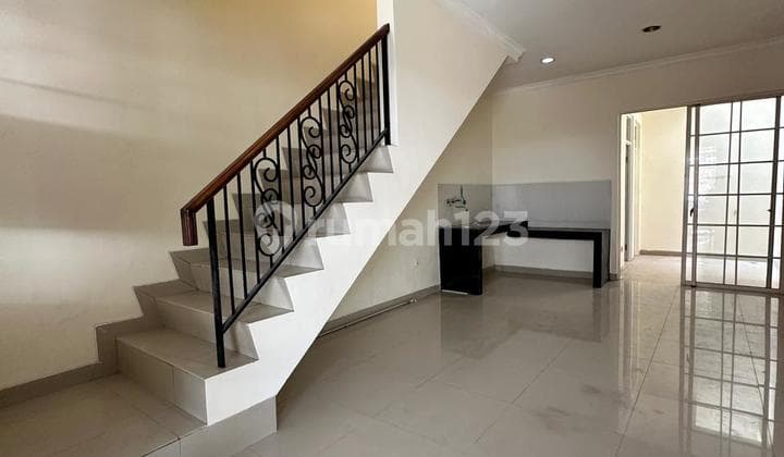 Dijual Rumah 4X15 West Europe Green Lake City