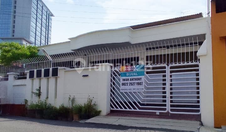 Rumah Tengah Kota Semarang