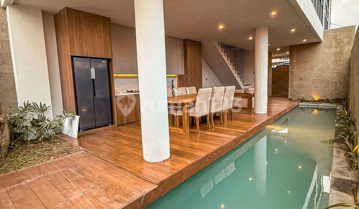 Brand New 2 Unite Villa Dijual Global Muraaah di Canggu