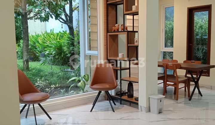 Luxury House with Beautiful Garden Location at Lctukadbadung Renon