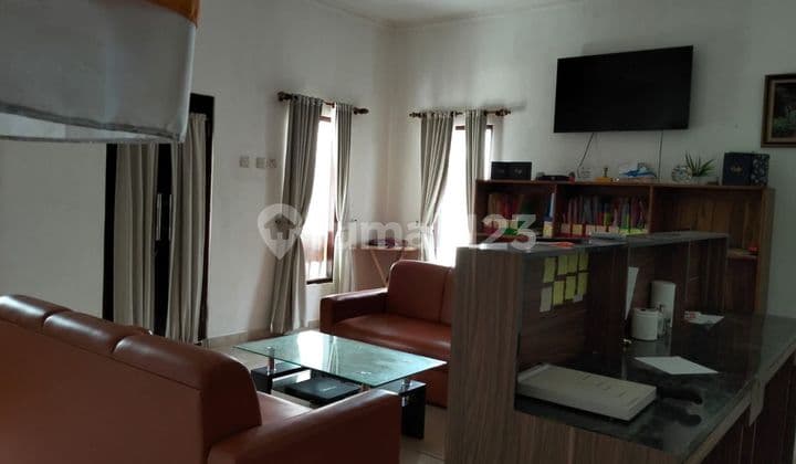 Land with Building Bonus Villa Location on Jl Batursari Sanur
