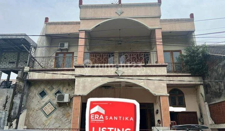 Rumah 2 Lantai Bagus SHM di Deltasari Indah, Sidoarjo Rumah 2 Lantai Bagus SHM di Deltasari Indah, Sidoarjo