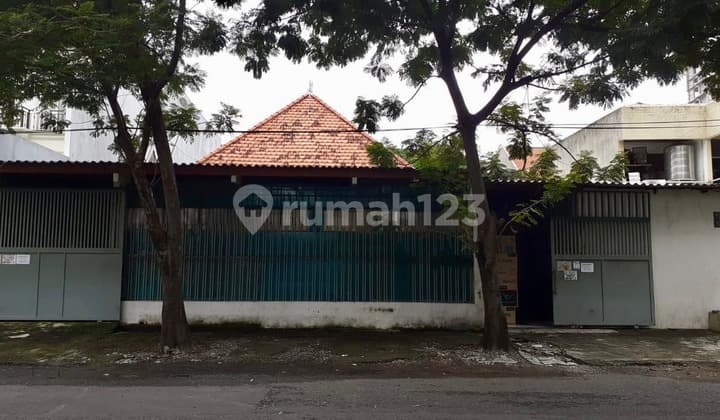 Nice House on Kemuning Street, Surabaya Sold Cheap