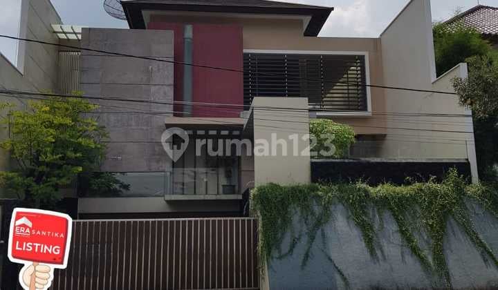 LUXURY HOUSE FOR SALE GALAXY BUMI PERMAI SURABAYA CERTIFICATE ON HAND WITH SWIMMING POOL
