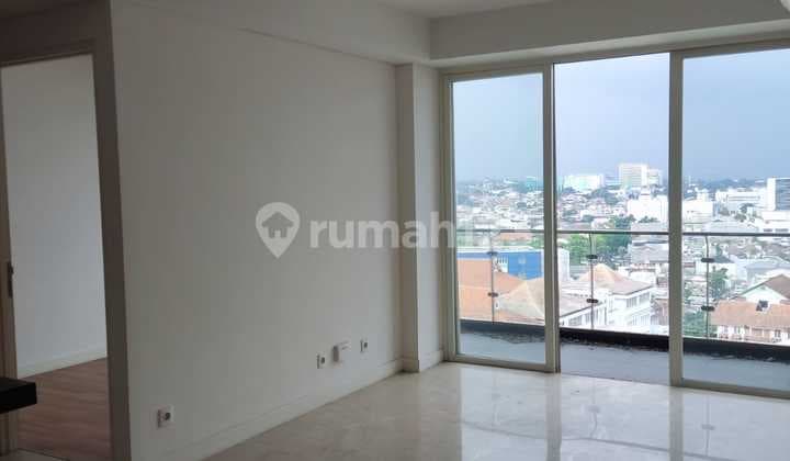 Apartemen Landmark Residence 3 BR Bagus