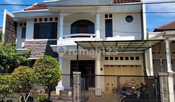 Rumah Bagus Dalam Cluster Batununggal Indah, Bandung