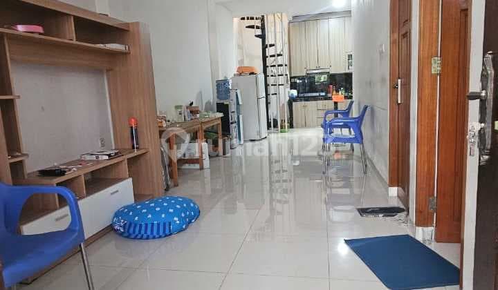 Rumah 20 Menit Ke Tol Harga Nego di Cengkareng