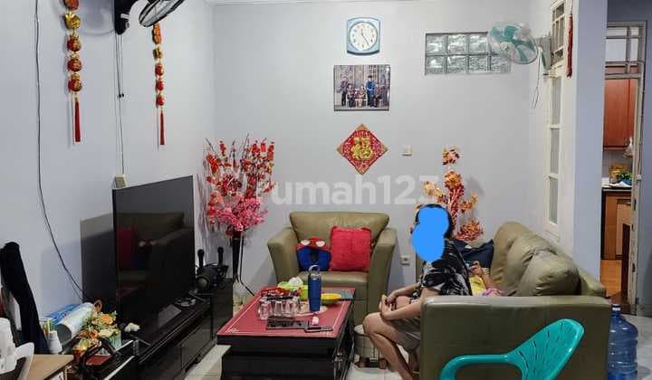 Dijual Rumah 2 Lantai SHM @Taman Palem Lestari, Jakarta Barat