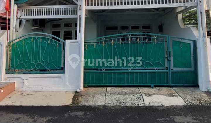 Rumah Siap Huni Dalam Komplek di Pondok Bambu