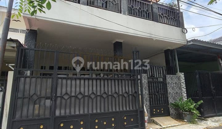 Rumah Bagus Siap Huni Dalam Komplek di Duren Sawit