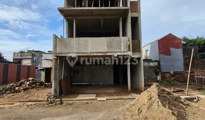 Rumah Baru Dalam Cluster di Duren Sawit Jakarta Timur