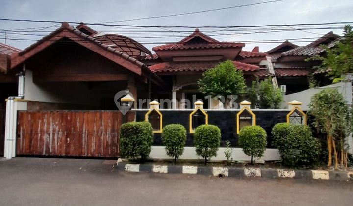 Rumah Secondary Siap Huni Dalam Komplek di Cipinang Melayu