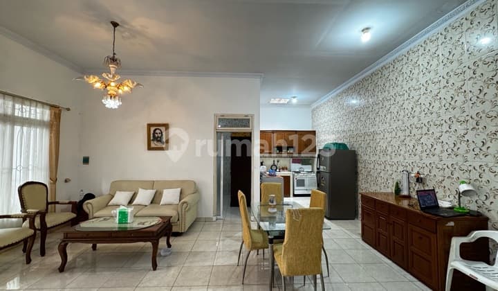 For Sale Beautiful House Poris Indah, 11X10, 2 Bedrooms, SHM