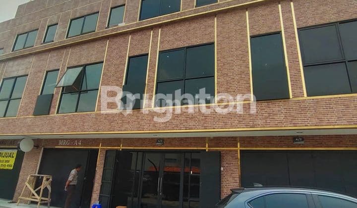 RUKO STRATEGIS DENGAN DESIGN KEKINIAN BISA CUSTOM, COCOK UNTUK KANTOR DAN KULINER