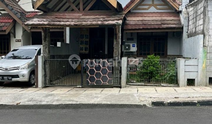 Rumah Nyaman Dan Asri Row Jalan Luas Di Griya Depok Asri