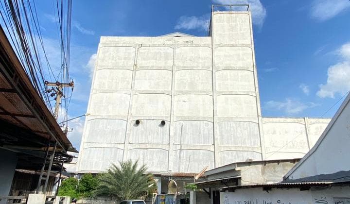 6-Story Ex-Cosmetics Factory Building in Cimanggis Depok, Near Cisalak Toll Road and Cimanggis Toll Road