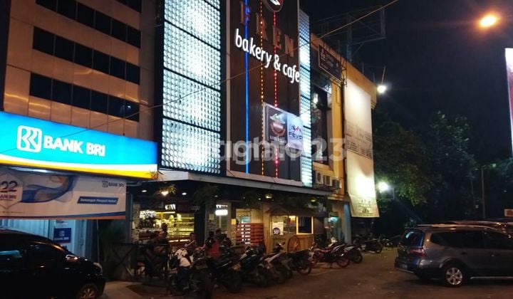 JOINED RUKO WITH SPACIOUS PARKING AT SUMMARECON BEKASI
