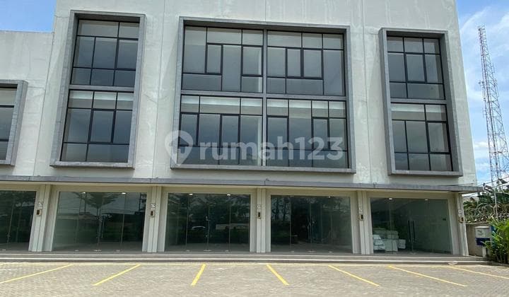 Ruko Strategis Parkiran