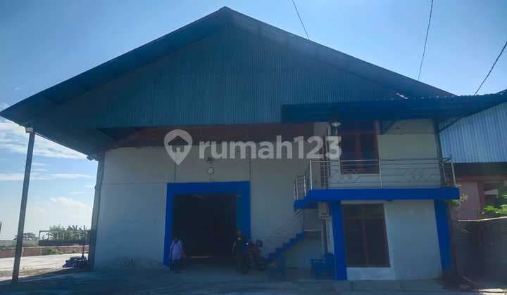 Good Warehouse on Demak Purwodadi Main Road