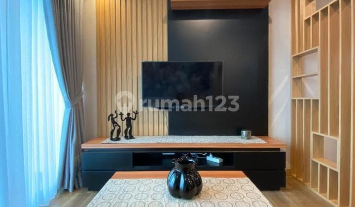 Apartemen Holland Village Cempaka Putih 3+1Br Lt 36 Utara Furnish Lux View Jauh