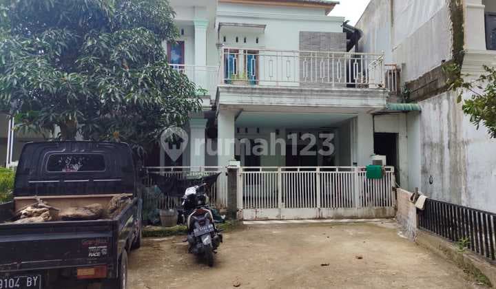Rumah 2 Lantai Siap Huni di Air Dingin