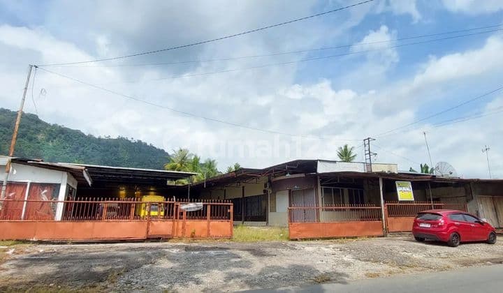 Gudang dan Kantor di Jalan Raya Kuranji - Belimbing