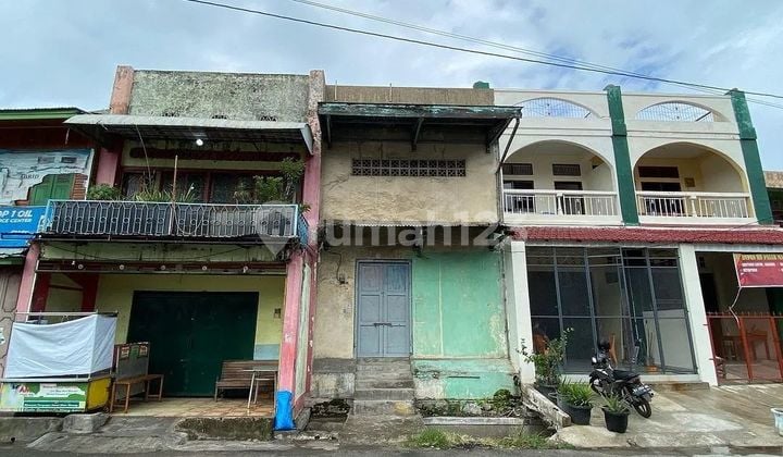 Gudang di Lokasi Strategis Daerah Pasar Gadang,Padang Selatan
