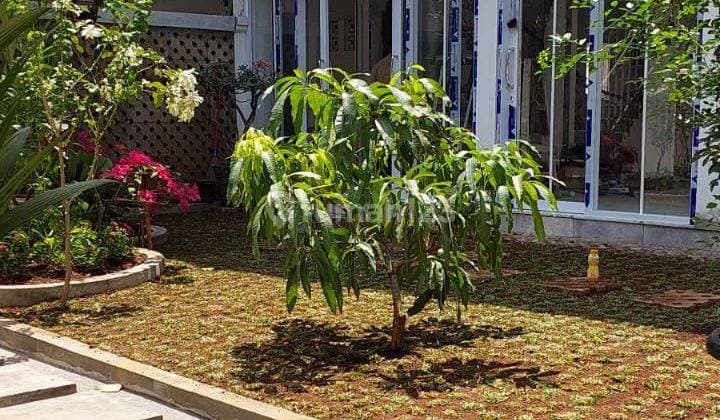 a classic House 2FL at premium area Cikini, Jakpus