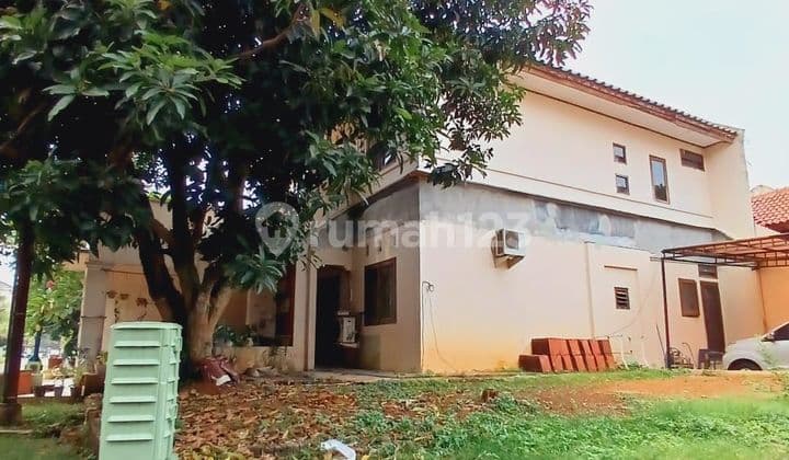 Rumah 2 lt. di hoek dlm cluster yg strategis dekat MRT, Bali View Cirendeu